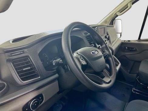 Used 2025 Ford Transit 250 Low Roof w/ Exterior Upgrade Package RWD image 9