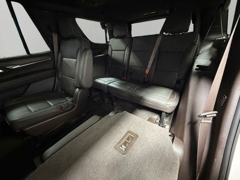 Used 2021 GMC Yukon Denali w/ Denali Premium Package image 13