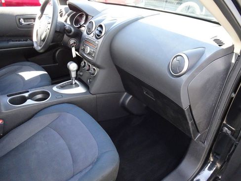 Used 2013 Nissan Rogue S image 17