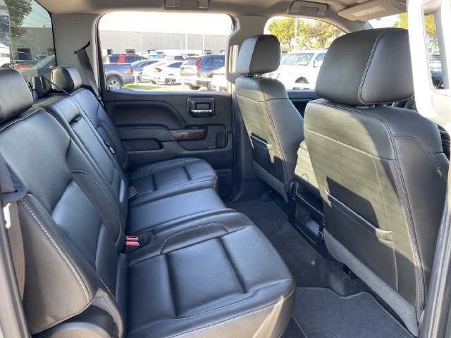 Used 2018 GMC Sierra 1500 SLT w/ Suspension Package, Off-Road AWD/4WD image 26