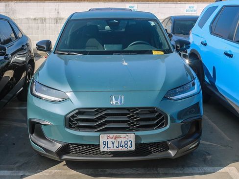 Used 2024 Honda HR-V Sport image 3