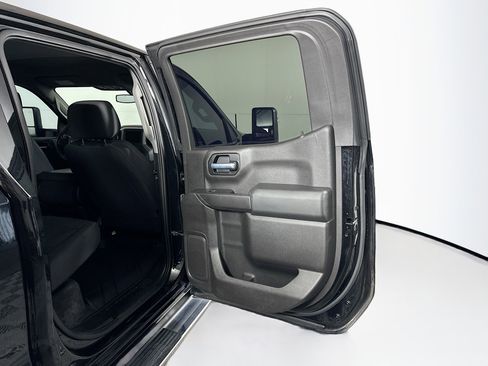 Used 2019 Chevrolet Silverado 1500 Custom w/ Custom Max Trailering Package AWD/4WD image 28