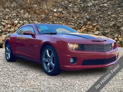 Used 2010 Chevrolet Camaro SS RWD image 10