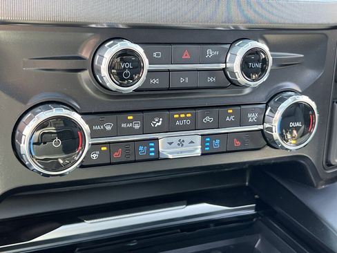 New 2026 Ford F450 Platinum image 21