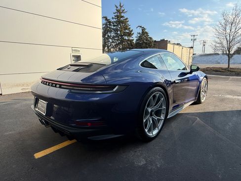 Certified 2022 Porsche 911 GT3 RWD image 7
