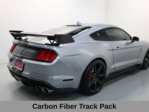 Used 2020 Ford Mustang Shelby GT500 w/ Carbon Fiber Track Pack RWD image 5