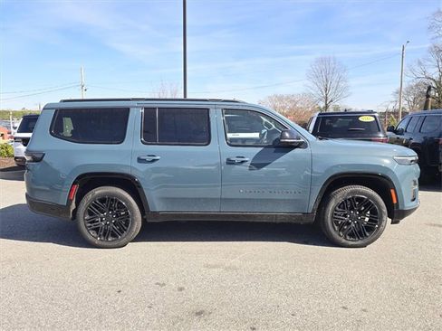 New 2026 Jeep Grand Wagoneer Limited image 2