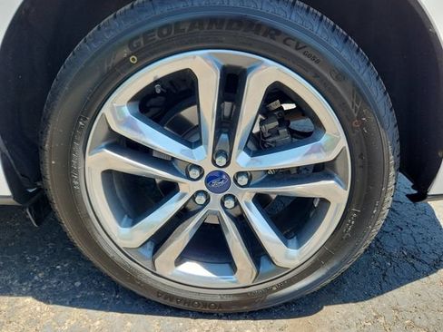 Used 2016 Ford Edge Sport w/ Equipment Group 401A AWD/4WD image 26