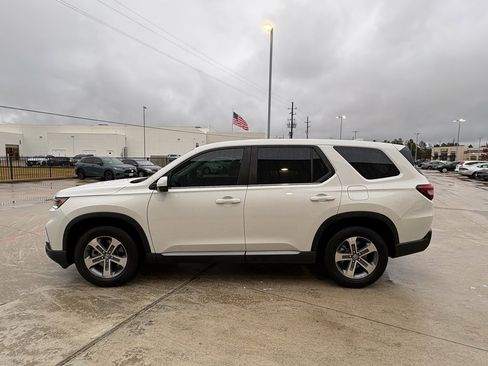 Certified 2025 Honda Pilot EX-L image 4