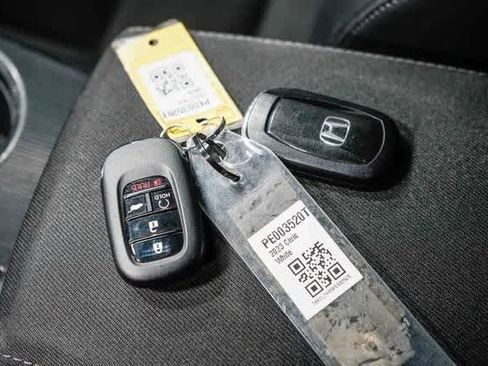 Used 2023 Honda Civic Sport image 29