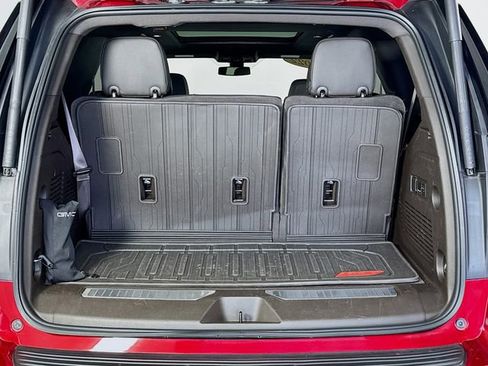 Used 2022 GMC Yukon Denali w/ Max Trailering Package image 28