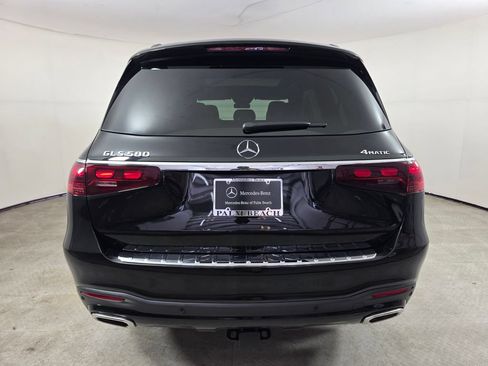 Certified 2025 Mercedes-Benz GLS 580 4MATIC image 5