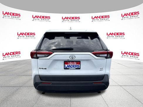 Used 2023 Toyota RAV4 LE AWD/4WD image 4