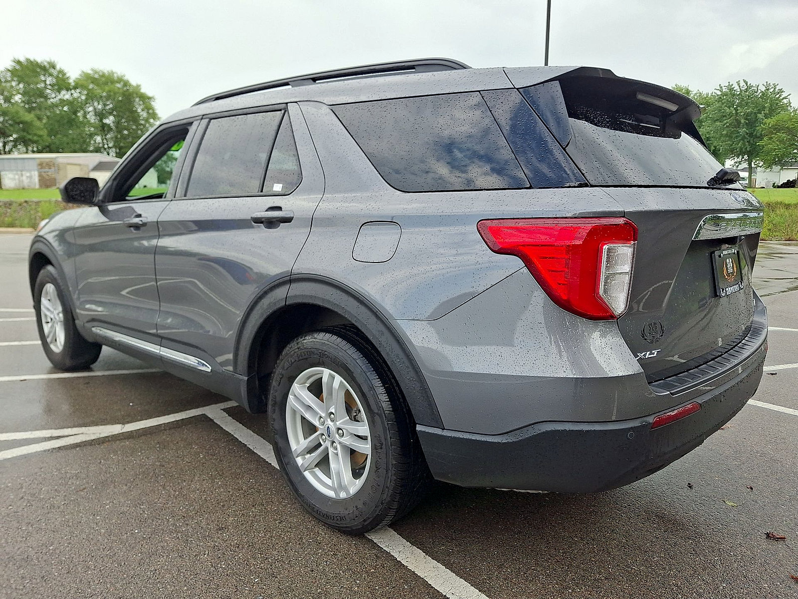 Used 2023 Ford Explorer XLT AWD/4WD image 22