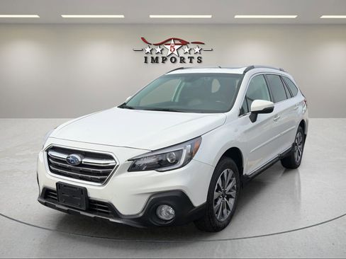 Used 2019 Subaru Outback 3.6R Touring image 1
