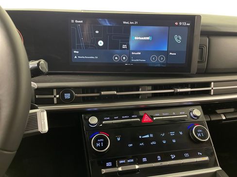 Certified 2025 Hyundai Santa Fe XRT image 22