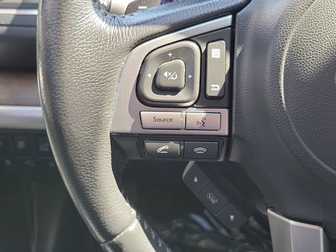 Used 2017 Subaru Outback 2.5i Limited AWD/4WD image 22