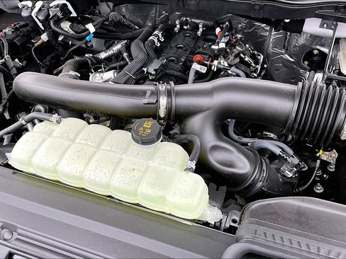 New 2025 Ford F150 Lariat w/ Equipment Group 501A Mid image 33