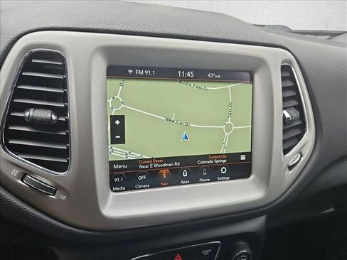 Used 2021 Jeep Compass Latitude FWD image 13