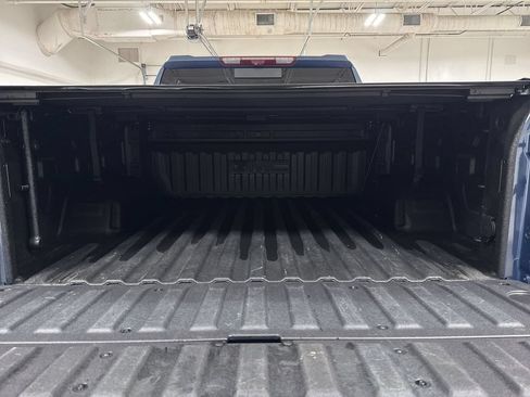 Used 2025 GMC Sierra 1500 Denali w/ Technology Package AWD/4WD image 24