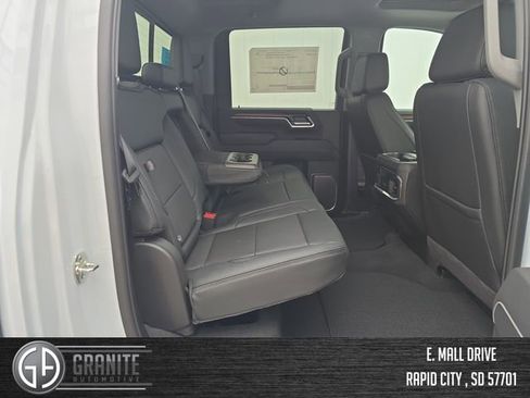 New 2026 GMC Sierra 3500 Denali w/ Denali Reserve Package image 39