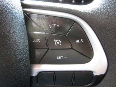 Used 2020 Jeep Renegade Sport FWD image 23