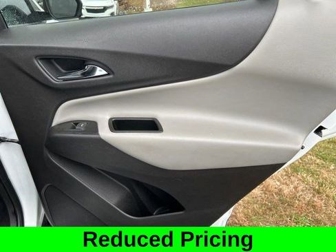 Used 2020 Chevrolet Equinox LS w/ LS Convenience Package image 37