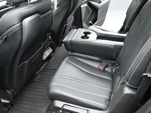 Used 2022 Acura MDX FWD w/ Technology Package image 14