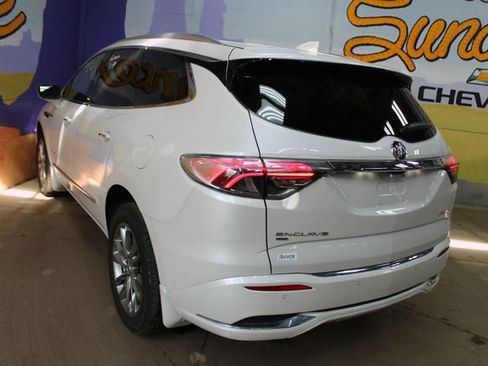 Used 2023 Buick Enclave Avenir w/ Avenir Technology Package AWD/4WD image 5