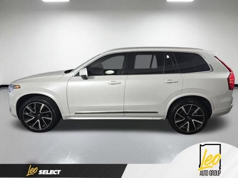Used 2023 Volvo XC90 B6 Plus w/ Protection Package Premier AWD/4WD image 10