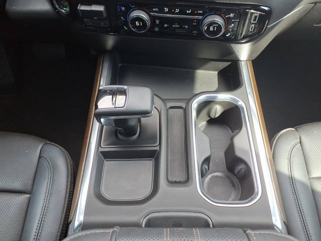 Used 2023 Chevrolet Silverado 1500 High Country AWD/4WD image 23
