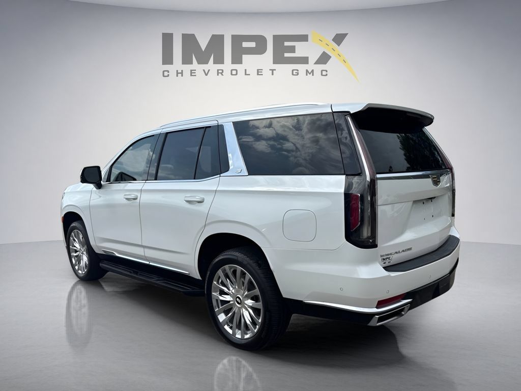 Used 2022 Cadillac Escalade Premium Luxury RWD image 3