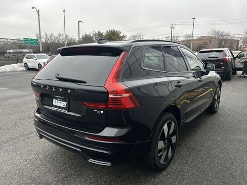 New 2025 Volvo XC60 T8 Plus w/ Climate Package image 8