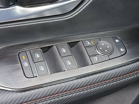 New 2026 Nissan Kicks SR FWD image 18