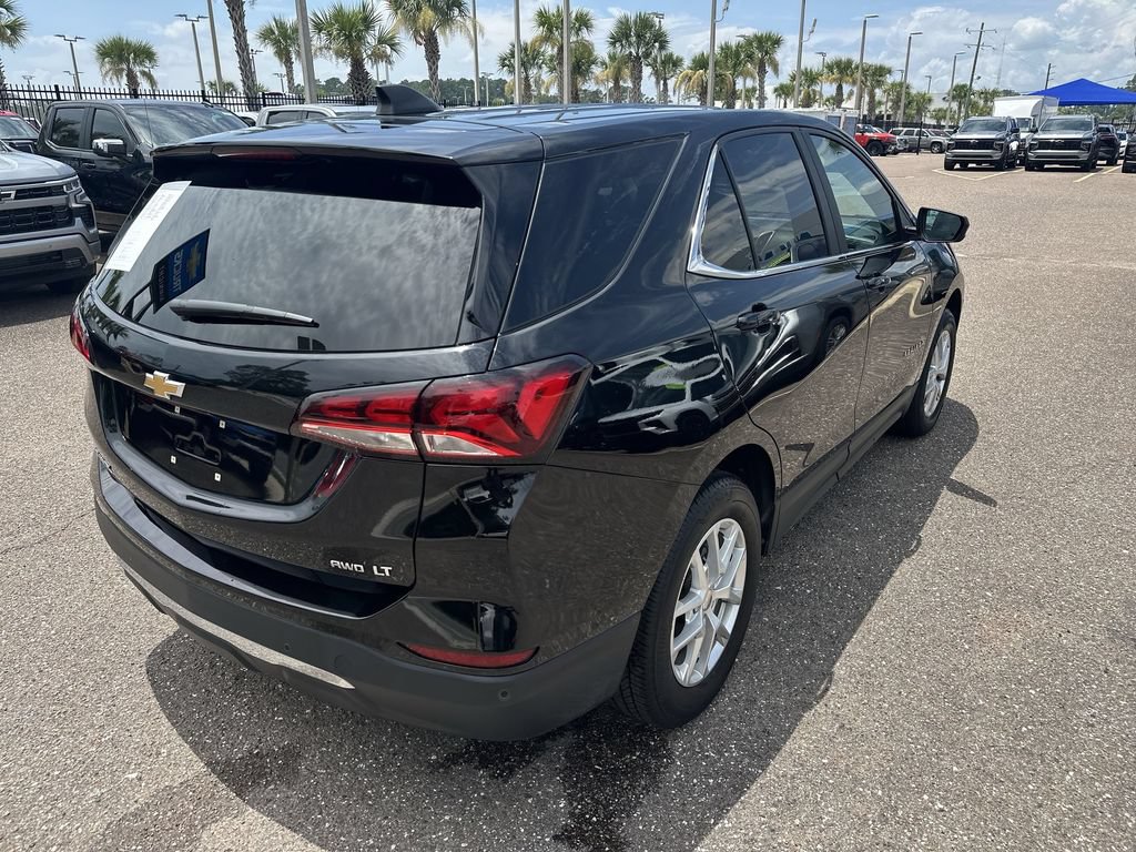 Used 2024 Chevrolet Equinox LT AWD/4WD image 16