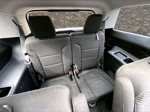 Used 2018 GMC Acadia SLE AWD/4WD image 26