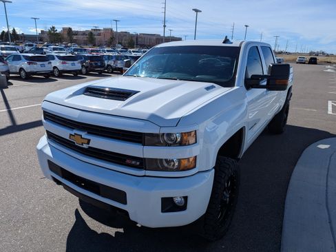 Used 2017 Chevrolet Silverado 2500 LT w/ LT Fleet Convenience Package image 8