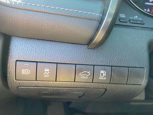 Used 2021 Toyota Camry XSE image 22