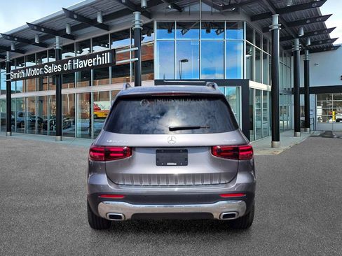 Used 2026 Mercedes-Benz GLB 250 4MATIC image 4