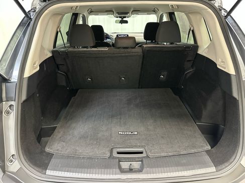 Certified 2023 Nissan Rogue SV image 24