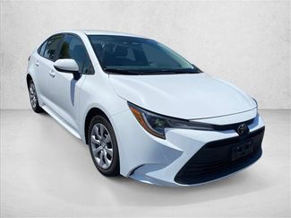 Used 2023 Toyota Corolla LE FWD video 3