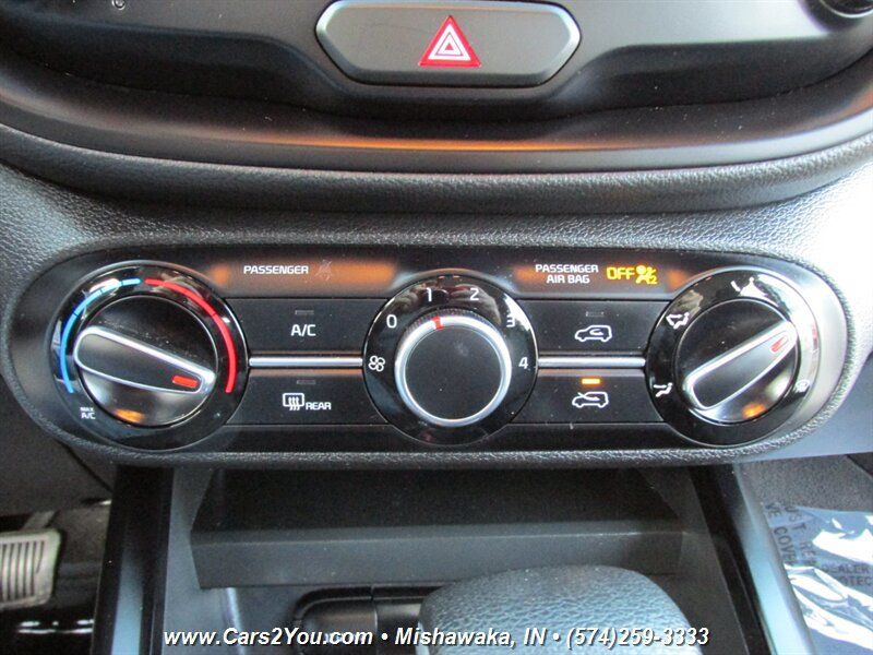 Used 2021 Kia Soul S FWD image 29