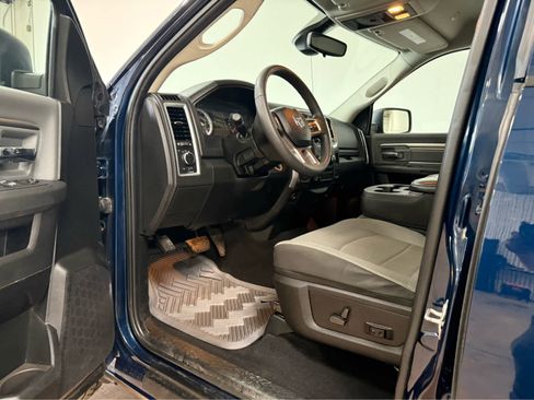 Used 2022 RAM 1500 Classic SLT w/ Protection Group AWD/4WD image 14