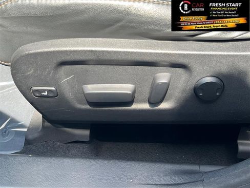 Used 2017 Toyota Highlander Limited w/ Protection Package #3 AWD/4WD image 34