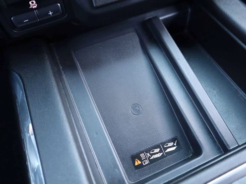 Used 2019 Chevrolet Silverado 1500 LTZ w/ LTZ Plus Package image 26