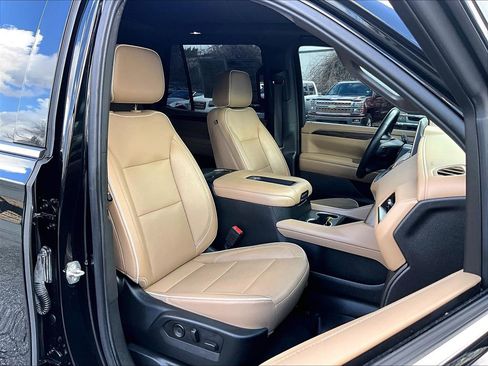 Certified 2021 Chevrolet Tahoe Premier w/ Premium Package image 15