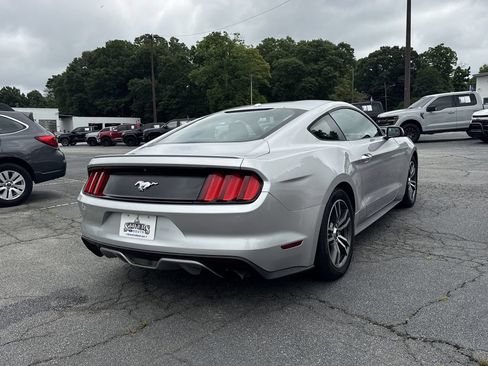 Used 2017 Ford Mustang Premium RWD image 5