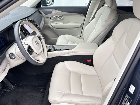 Certified 2024 Volvo XC90 B6 Plus w/ Protection Package Premier image 5