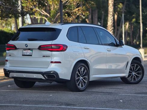 Used 2020 BMW X5 M50i w/ Parking Assistance Package AWD/4WD image 9