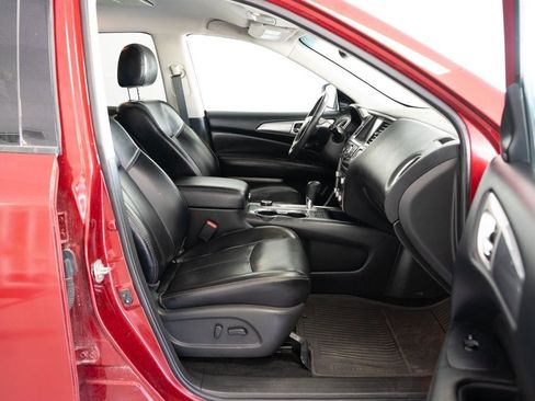 Used 2018 Nissan Pathfinder SL image 20